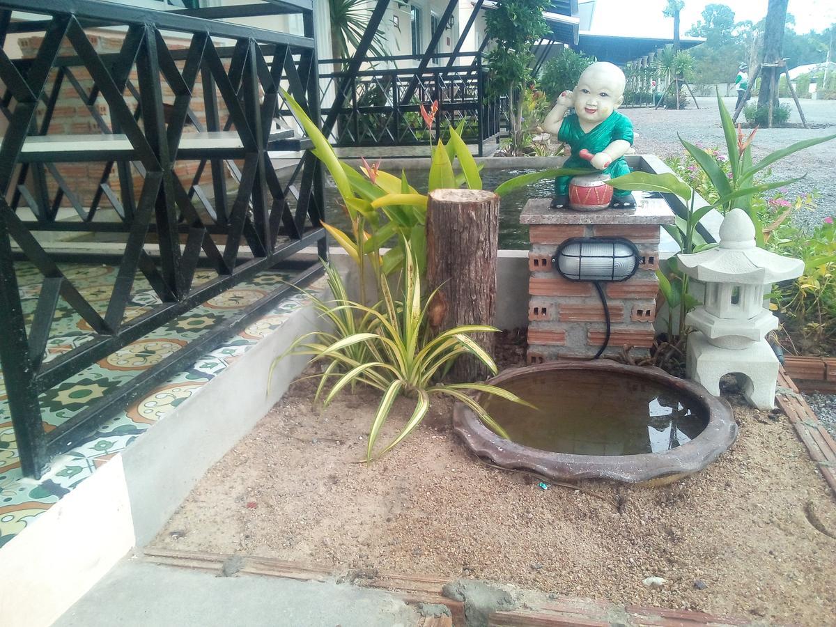 Fancy Carp Resort Csaam Kültér fotó