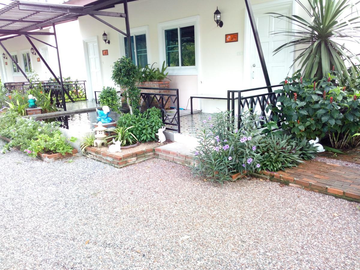 Fancy Carp Resort Csaam Kültér fotó