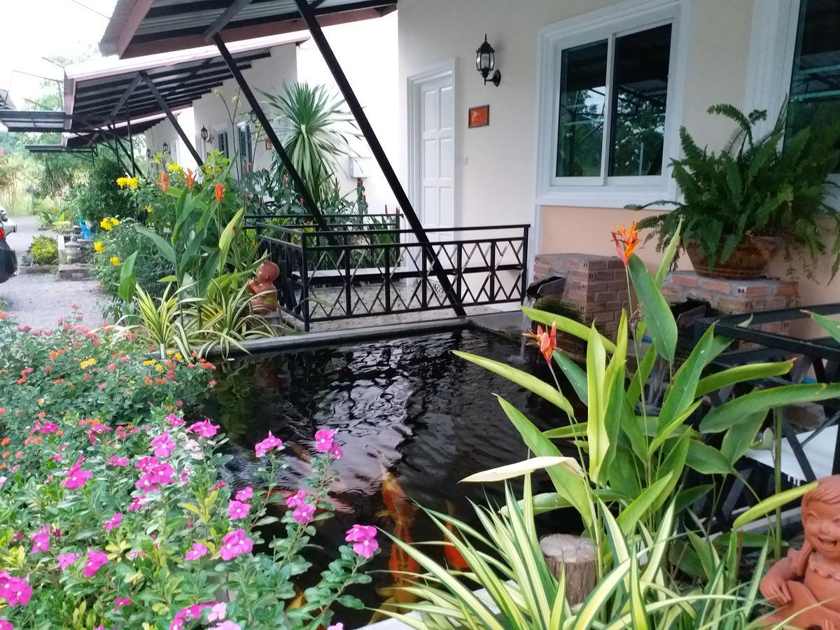 Fancy Carp Resort Csaam Kültér fotó