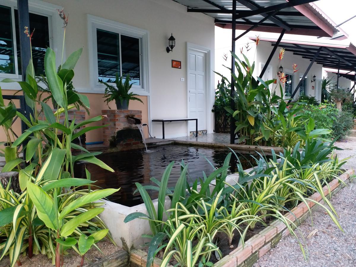 Fancy Carp Resort Csaam Kültér fotó